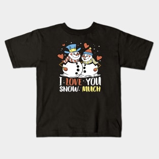 Warm Winter Hugs: Snowmen in Love Kids T-Shirt